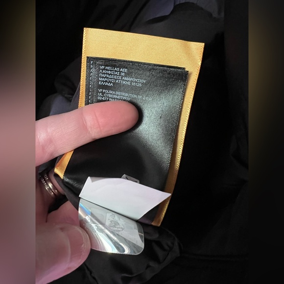 The North Face Arctic Waterproof 550-Fill-Power Down Parka Faux Fur Trim New - Picture 10 of 10